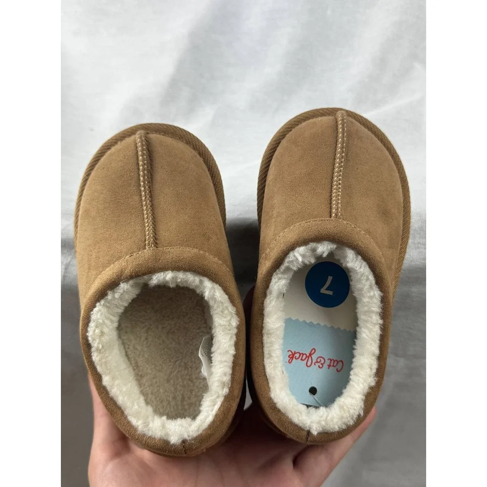 Cat & Jack‎ Toddler Boys Girls Chestnut Faux Suede Fur Lined Slippers Size 7